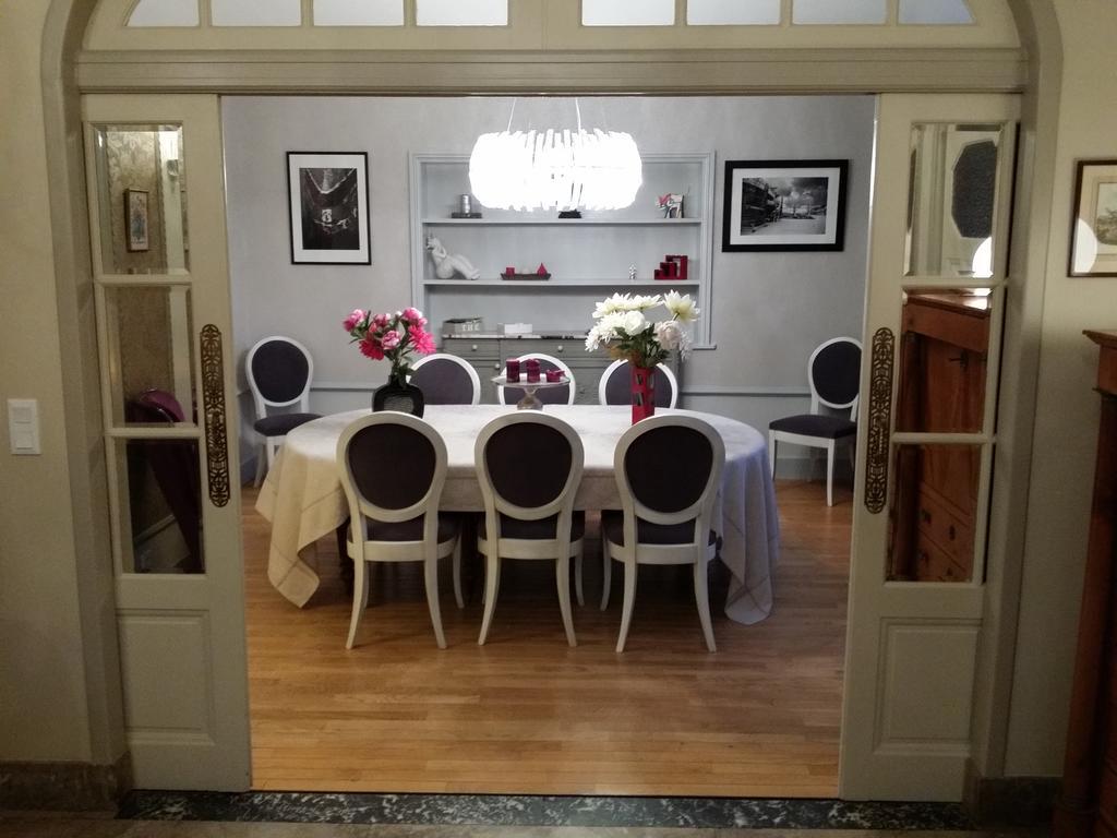 Le Castel Guesthouse Bayeux Bagian luar foto